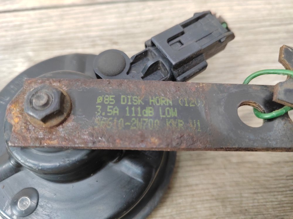 Звуковой сигнал, 2000 рублей, Москва