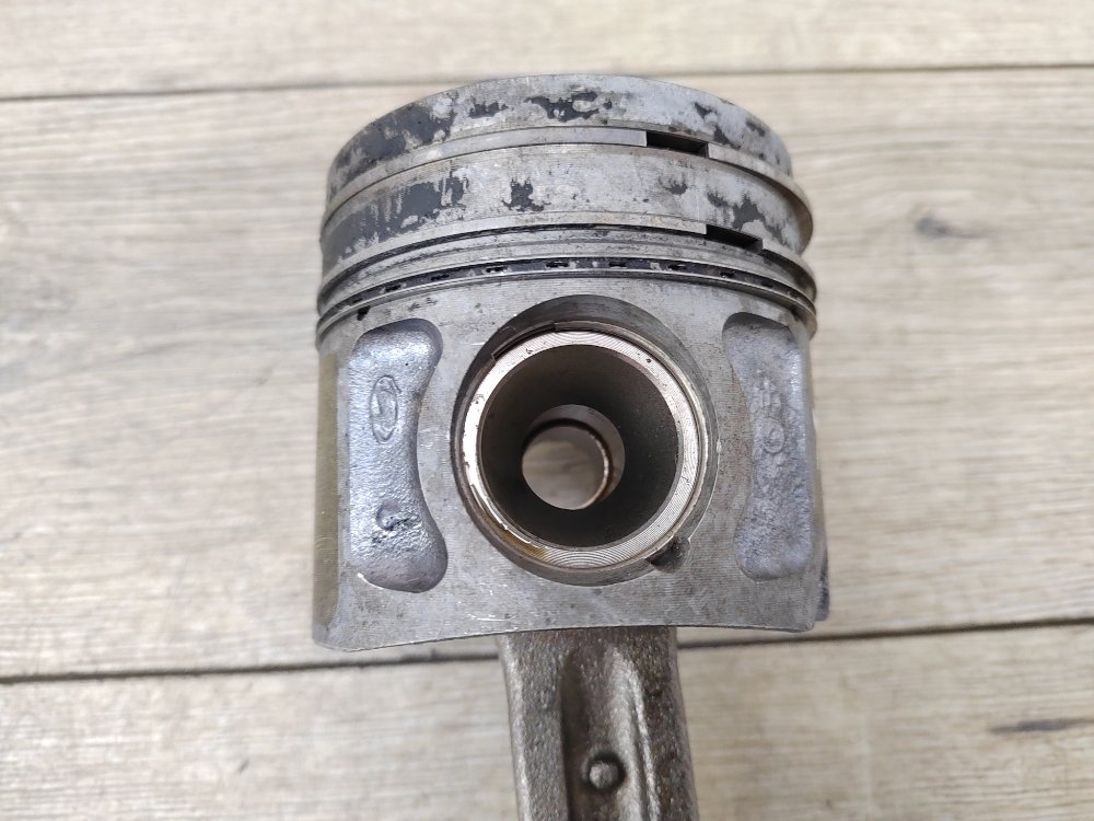 Шатун двигателя, 2500 рублей, Москва