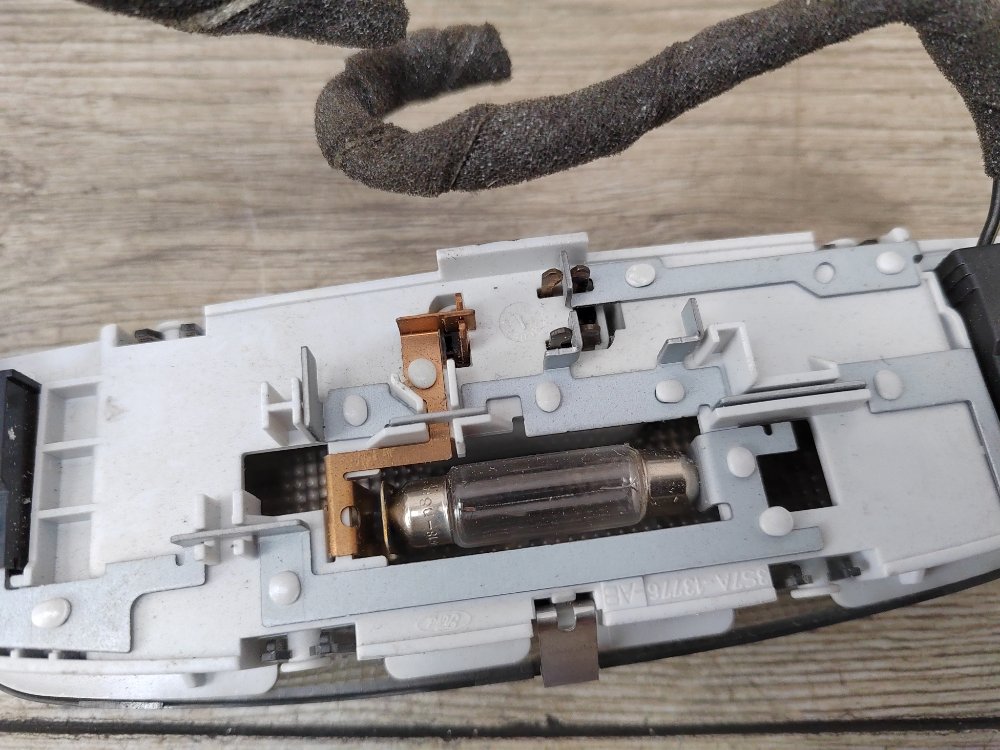 Плафон салона, 500 рублей, Москва