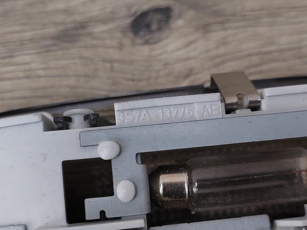 Плафон салона, 500 рублей, Москва