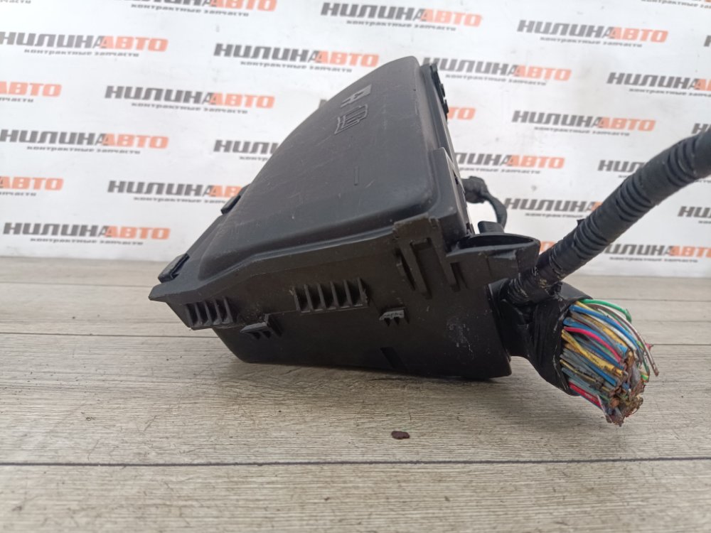 Блок предохранителей под капот, 1500 рублей, Москва