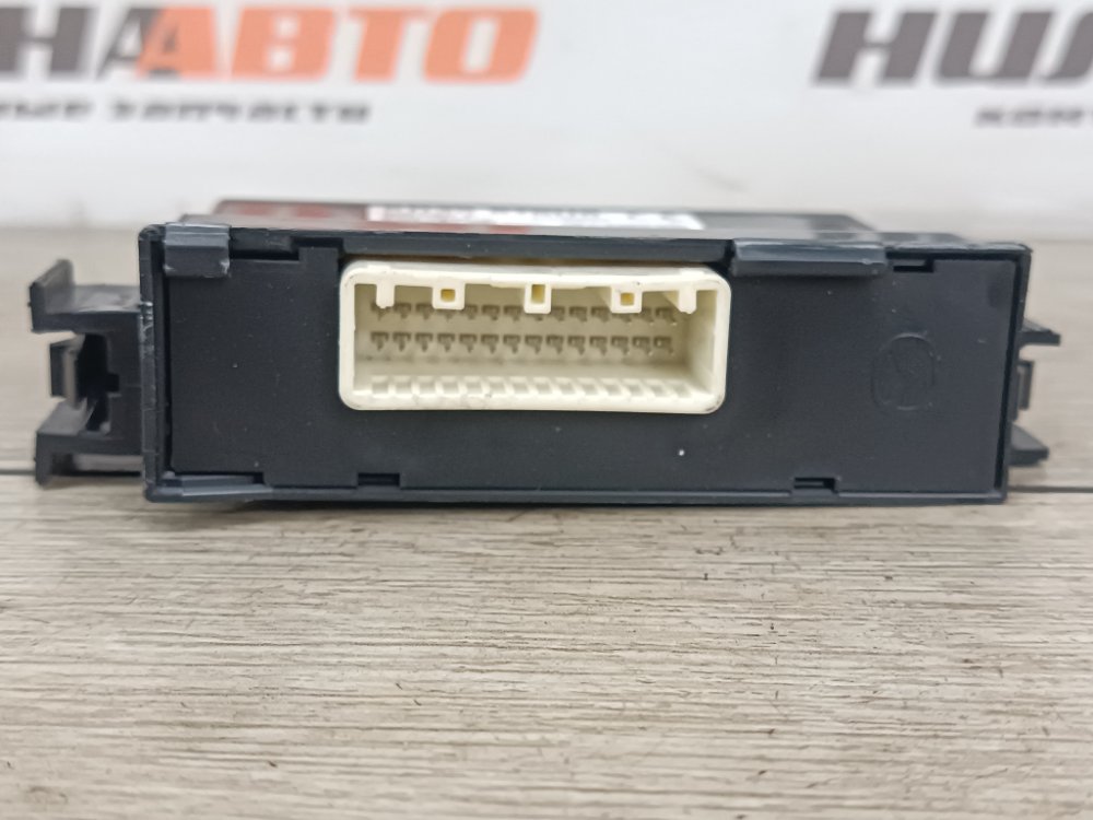 Блок управления центральным замком, 1000 рублей, Москва