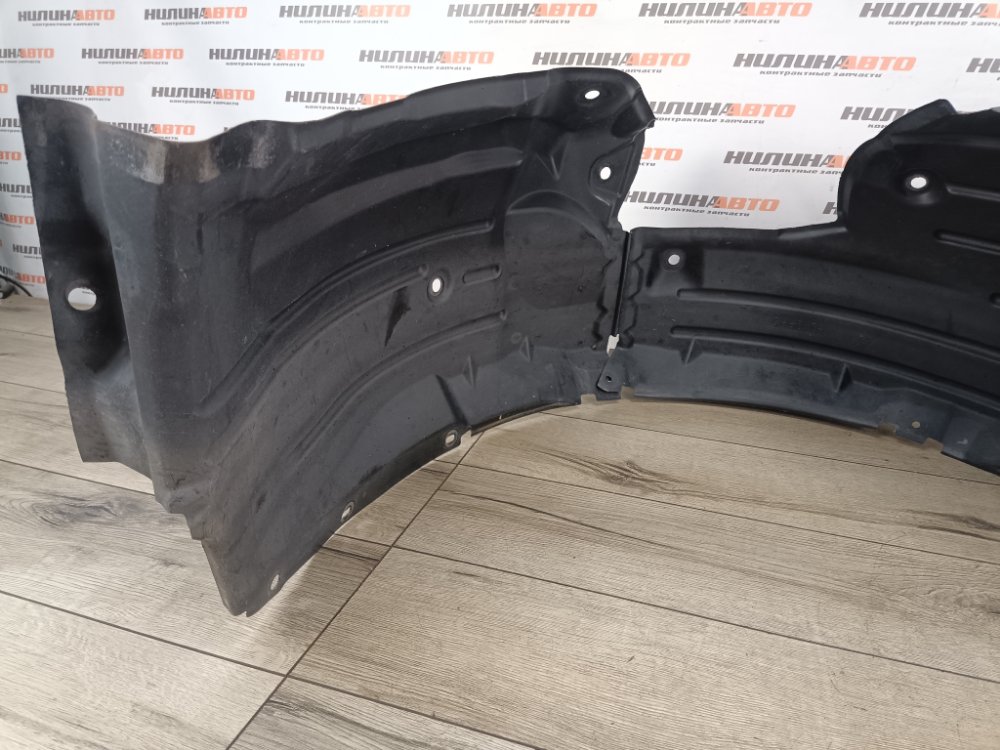 Подкрылок, 5000 рублей, Москва