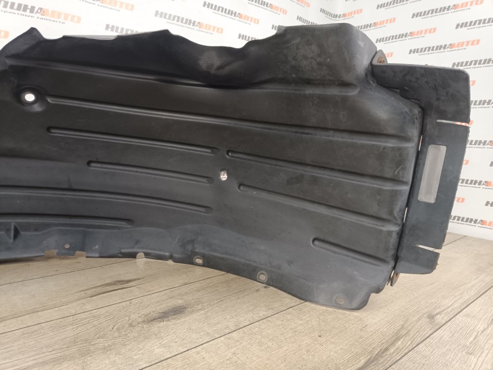 Подкрылок, 5000 рублей, Москва