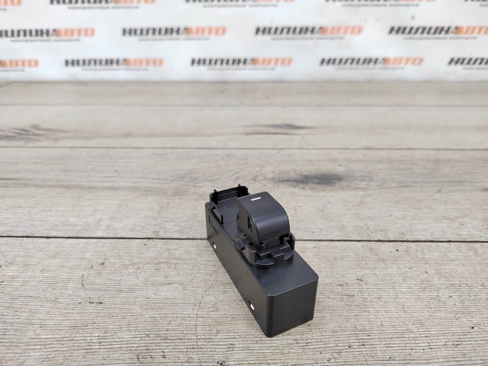 Кнопка стеклоподъемника, 800 рублей, Москва