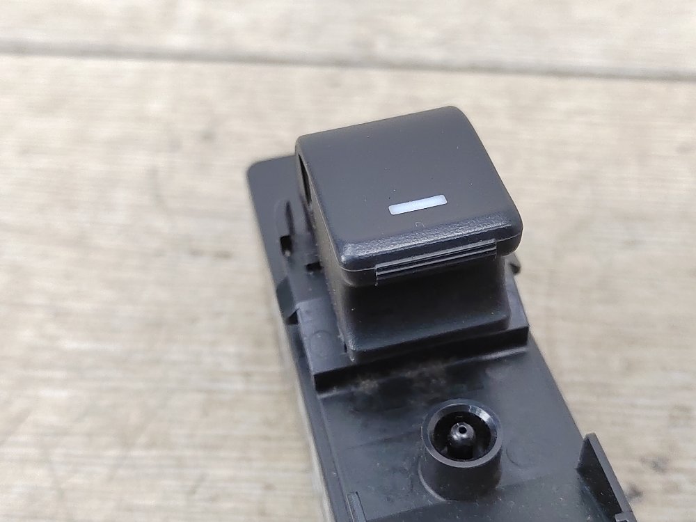 Кнопка стеклоподъемника, 700 рублей, Москва