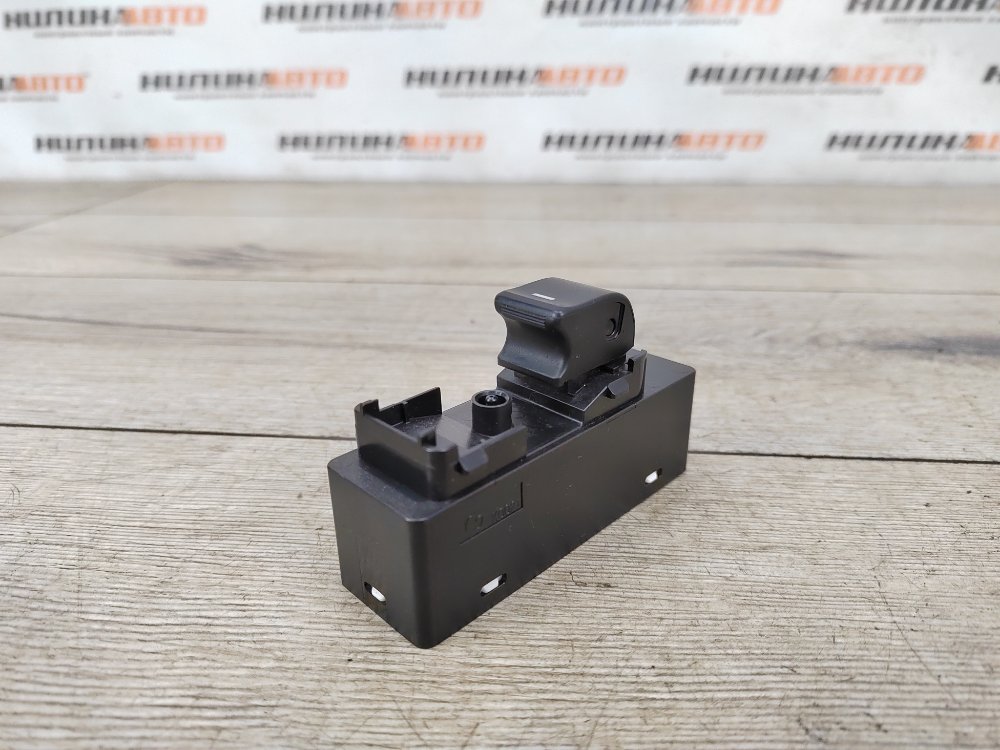 Кнопка стеклоподъемника, 700 рублей, Москва