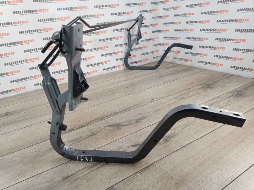 Петля крышки багажника, 3200 рублей, Москва