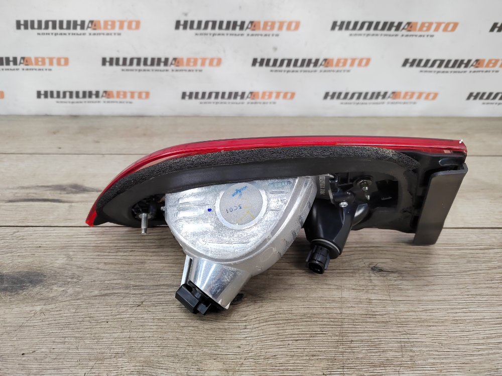 Фонарь в крышку багажника, 2000 рублей, Москва