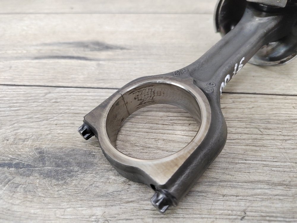 Шатун двигателя, 2500 рублей, Москва