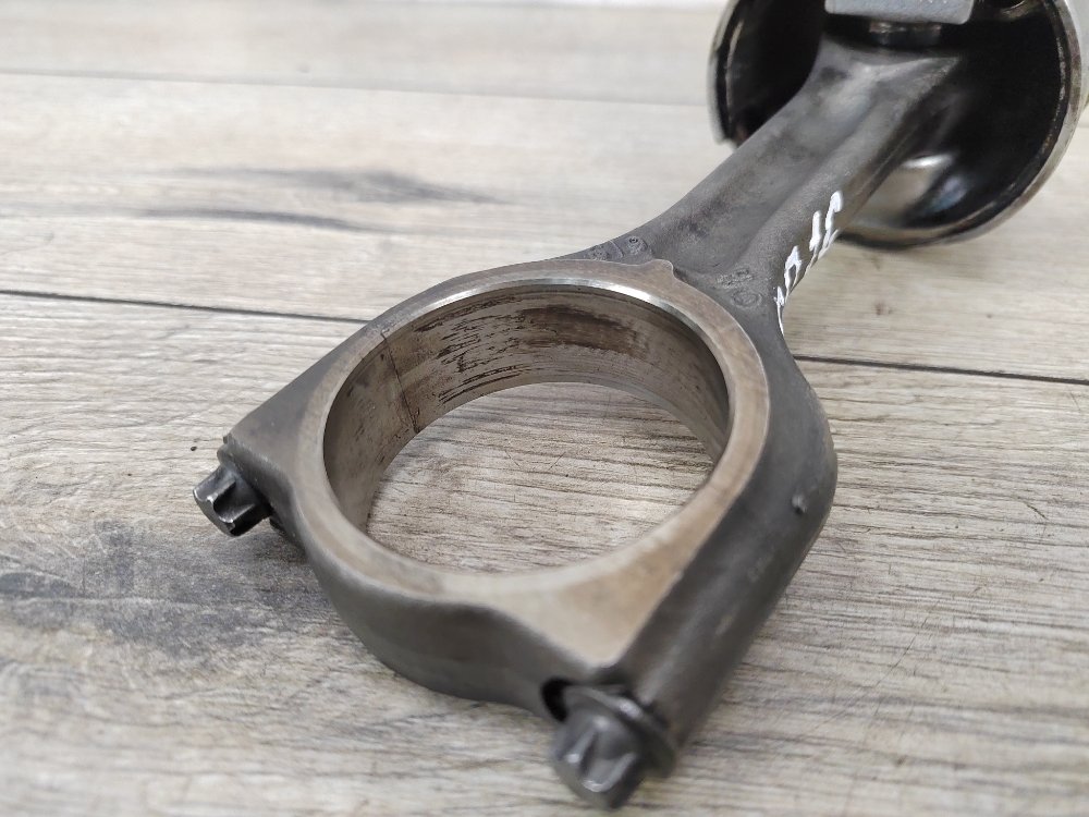 Шатун двигателя, 2500 рублей, Москва