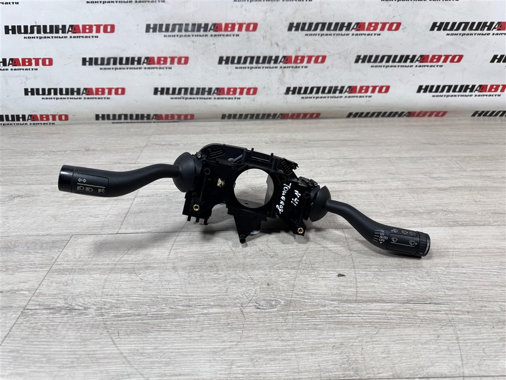 Подрулевой переключатель, 2000 рублей, Севастополь