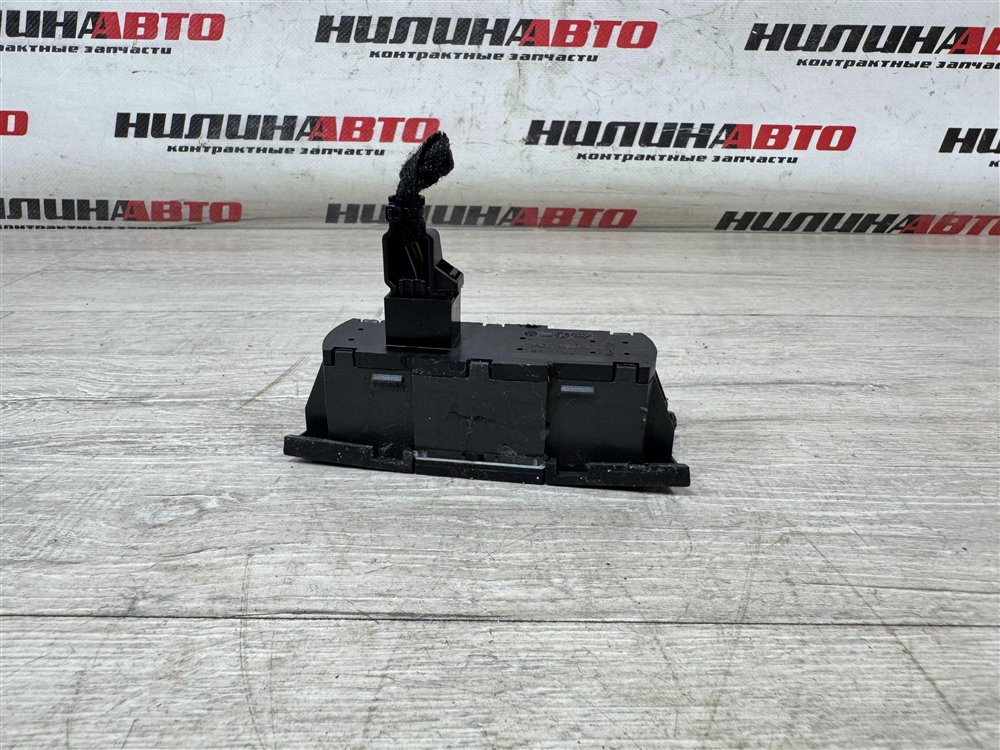 Кнопка курсовой устойчивости, 500 рублей, Севастополь