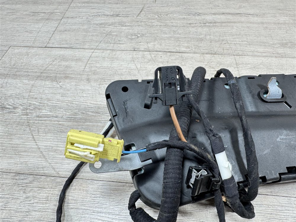 Подушка безопасности в сиденье, 2000 рублей, Севастополь