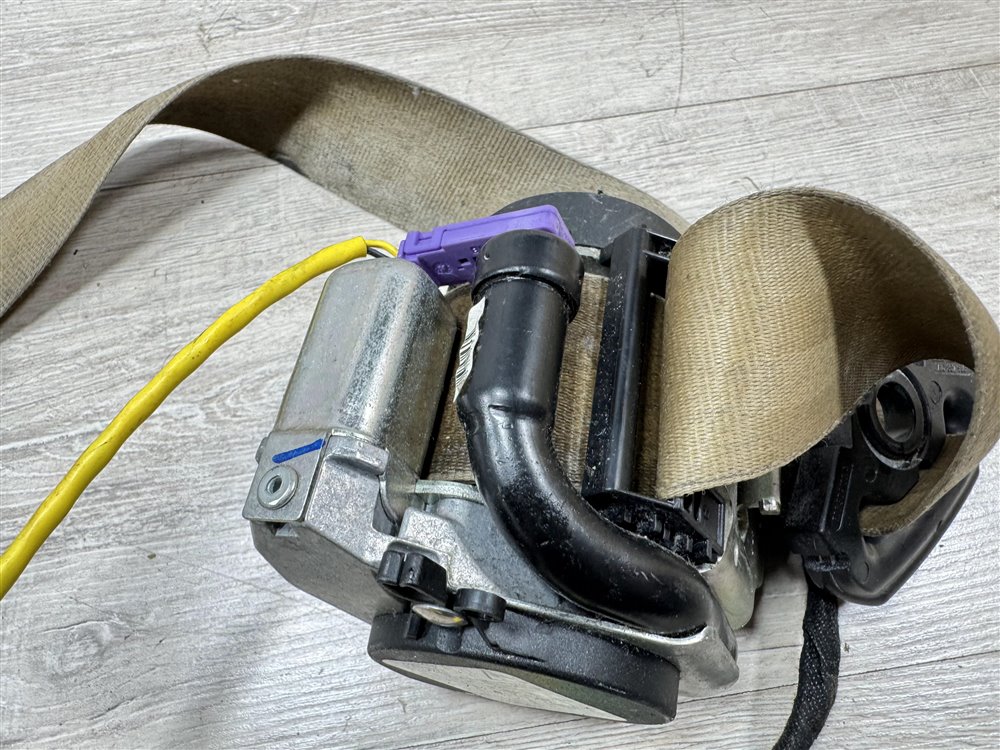 Ремень безопасности, 1000 рублей, Севастополь