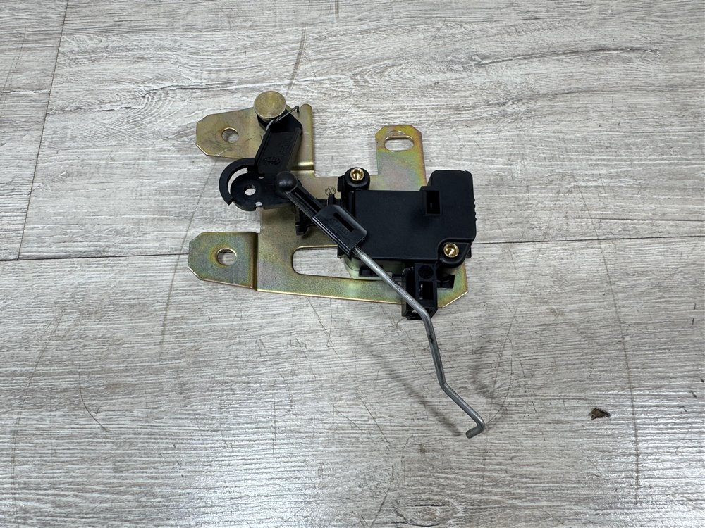 Активатор замка багажника, 1500 рублей, Севастополь