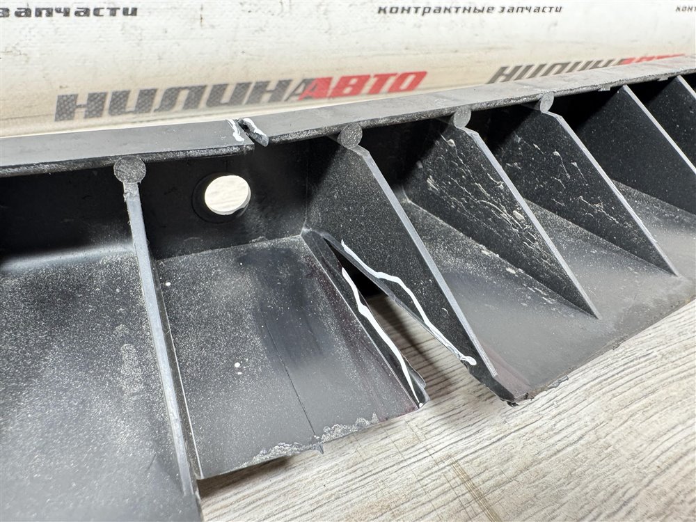 Кронштейн бампера центральный, 1000 рублей, Севастополь