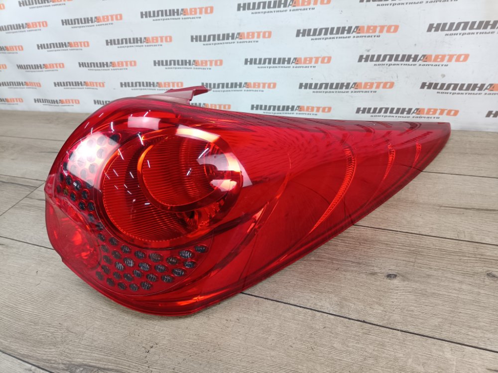 Фонарь в крыло, 1500 рублей, Москва