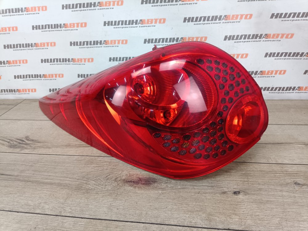 Фонарь в крыло, 1500 рублей, Москва