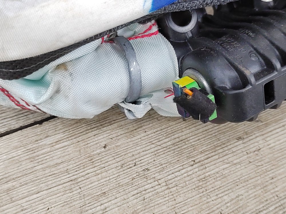 Подушка безопасности боковая, 1500 рублей, Москва