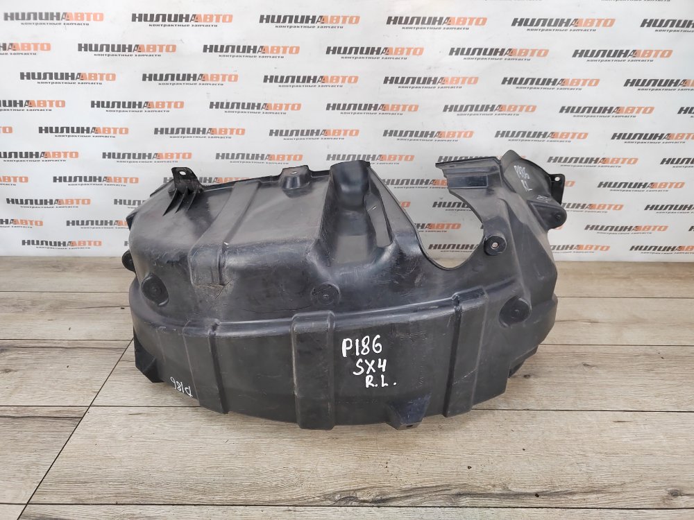 Подкрылок, 900 рублей, Москва