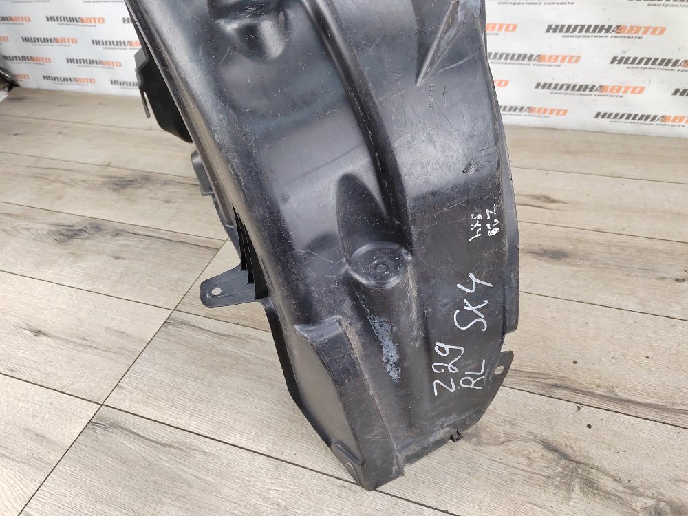 Подкрылок, 900 рублей, Москва