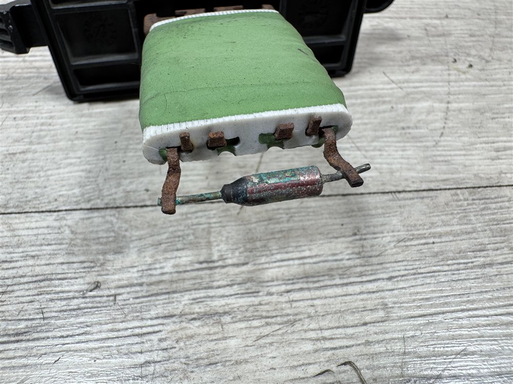 Резистор печки, 1000 рублей, Севастополь