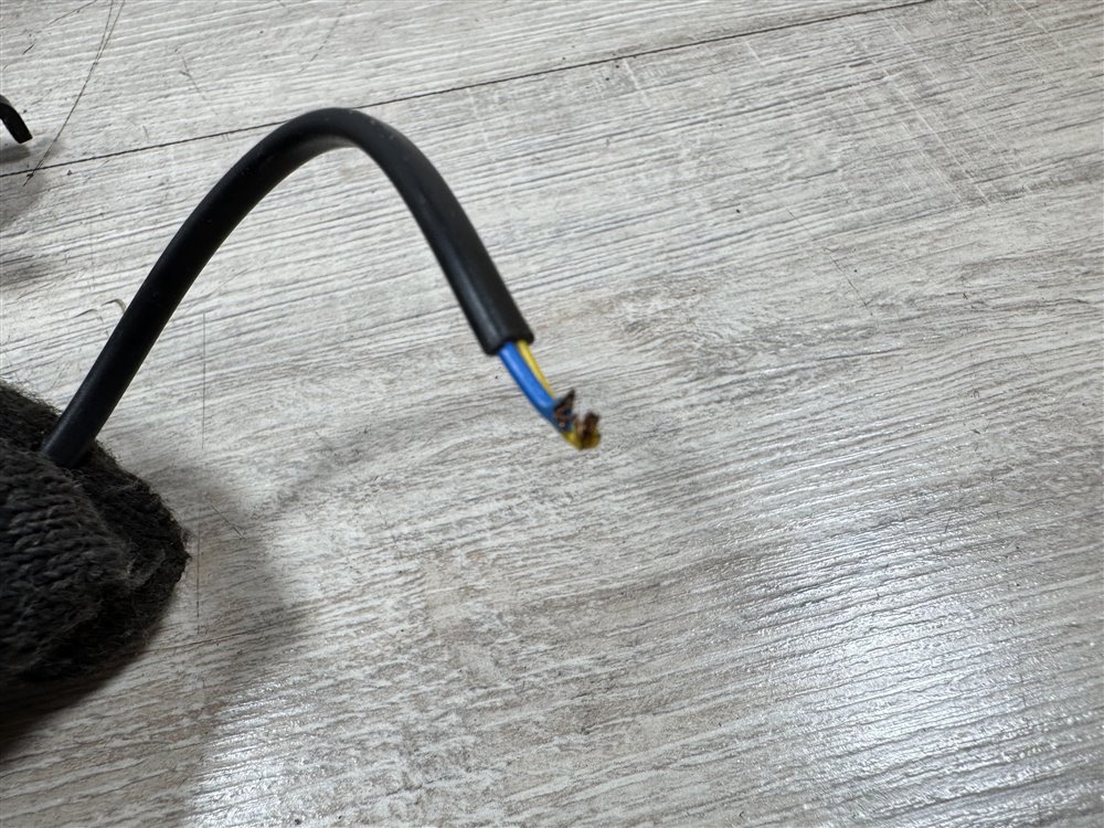 Замок ремня безопасности, 500 рублей, Севастополь