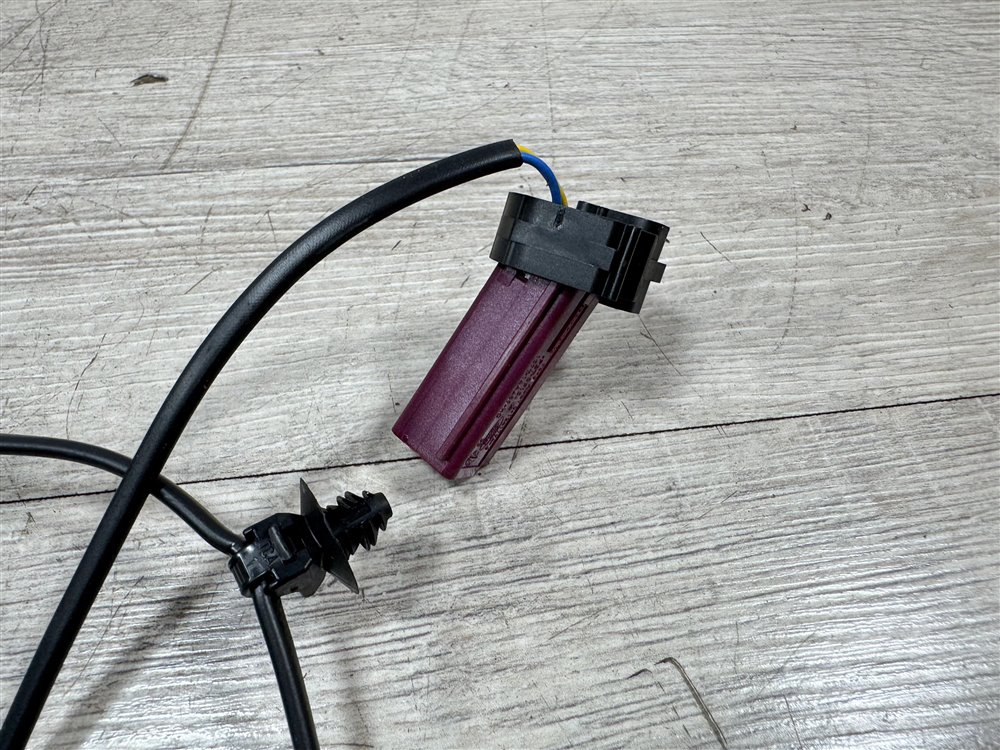 Замок ремня безопасности, 500 рублей, Севастополь