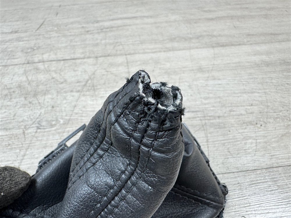 Чехол кулисы мкпп, 1000 рублей, Севастополь