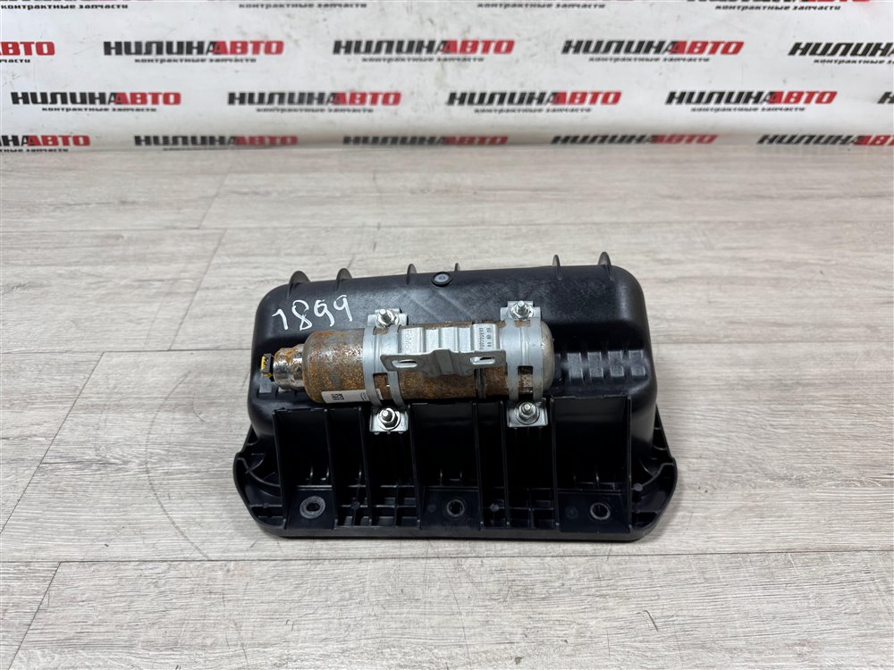 Подушка безопасности в торпедо, 3000 рублей, Севастополь