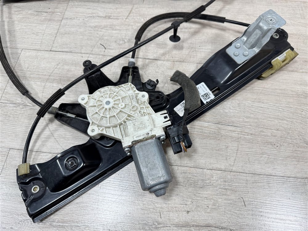 Стеклоподъемник, 3000 рублей, Севастополь