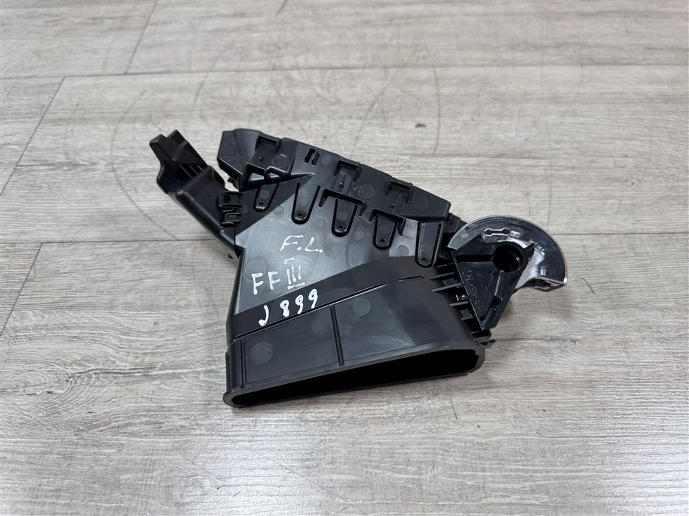 Дефлектор в торпедо центральный, 500 рублей, Севастополь