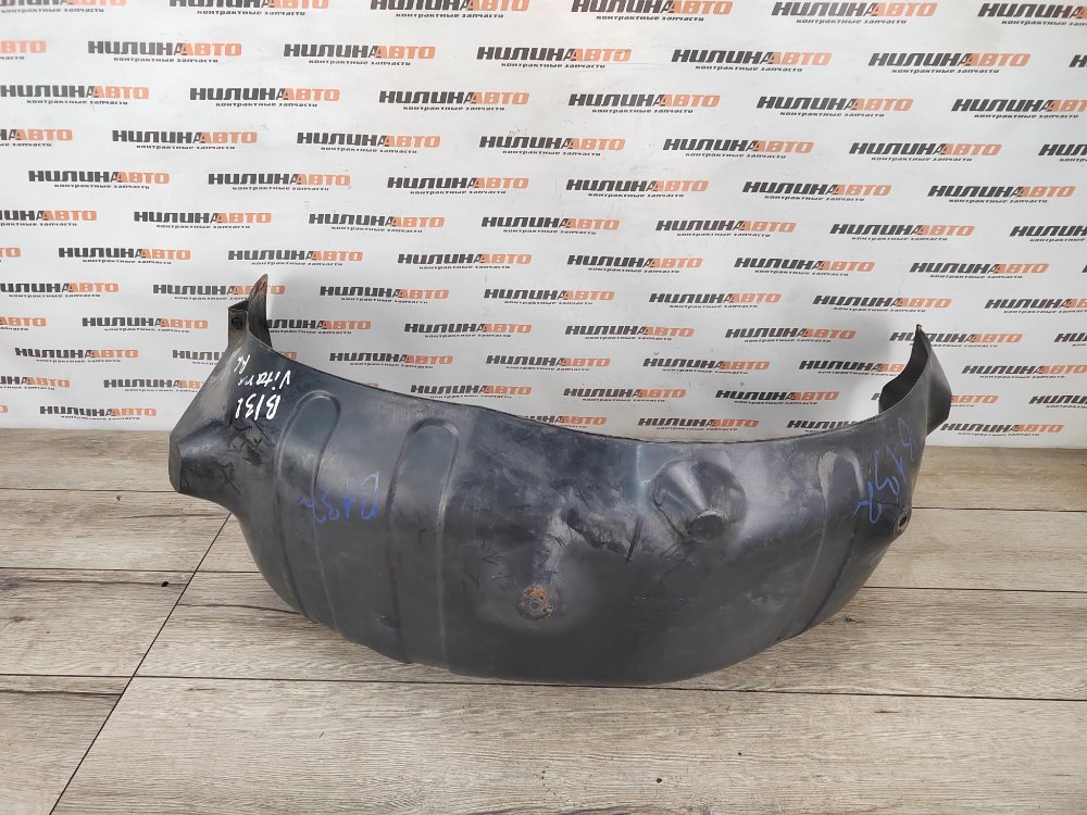 Подкрылок, 700 рублей, Москва