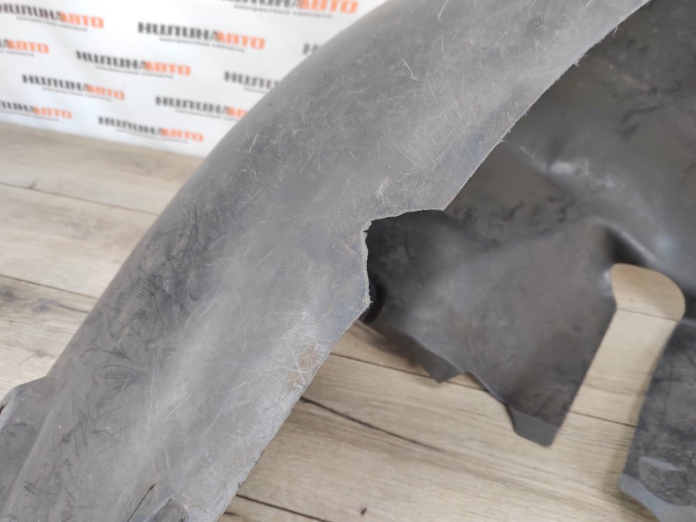 Подкрылок, 800 рублей, Москва