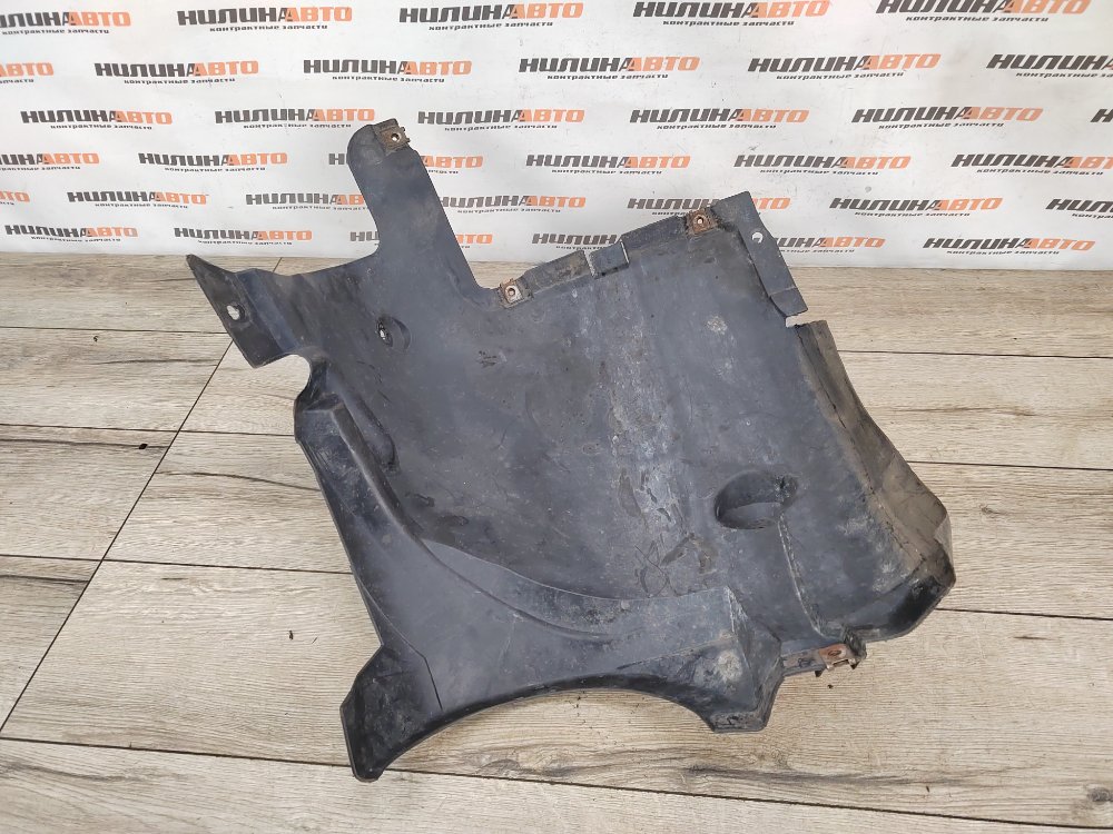 Подкрылок, 900 рублей, Москва