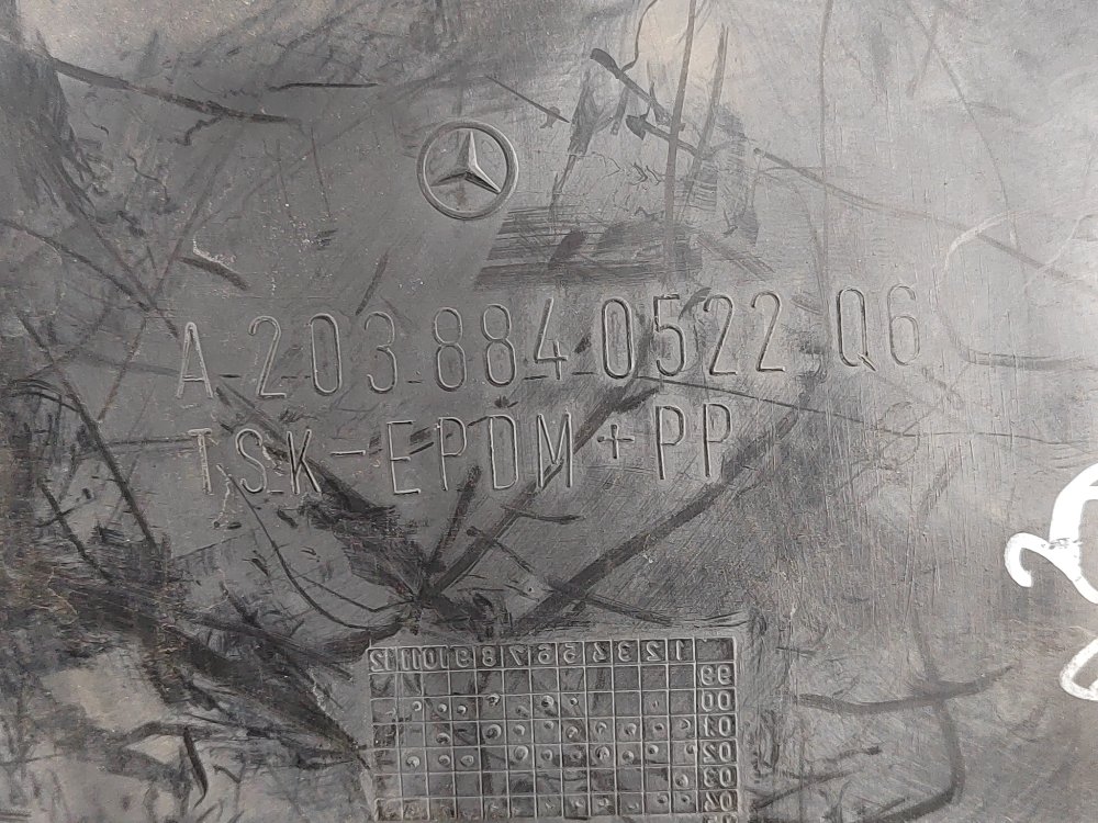 Подкрылок, 900 рублей, Москва