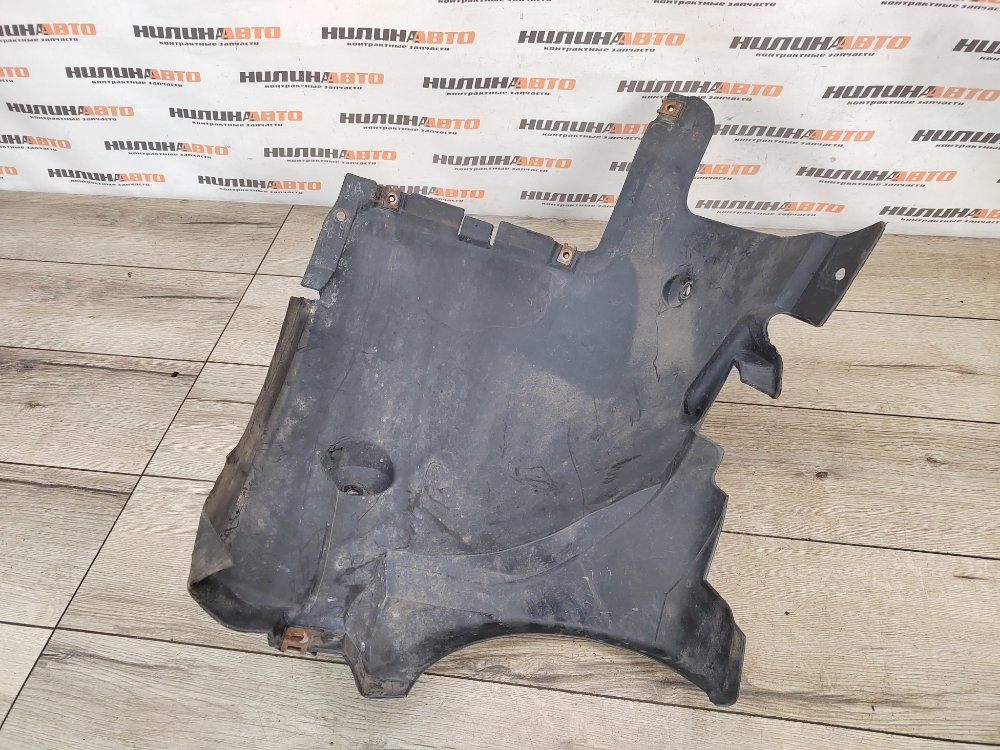 Подкрылок, 800 рублей, Москва