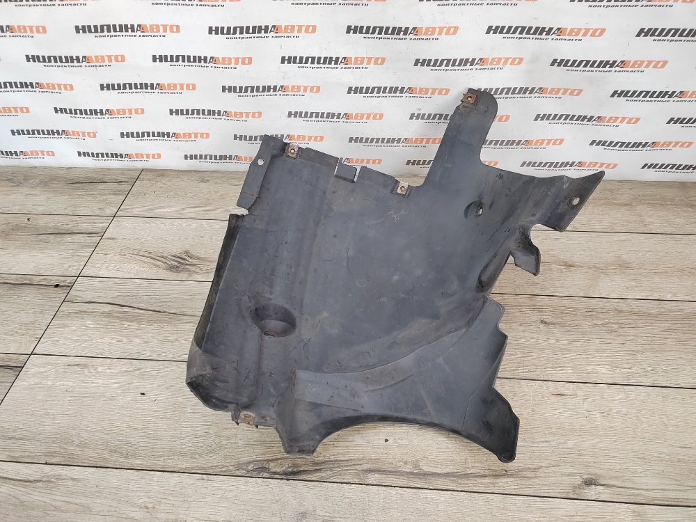 Подкрылок, 800 рублей, Москва