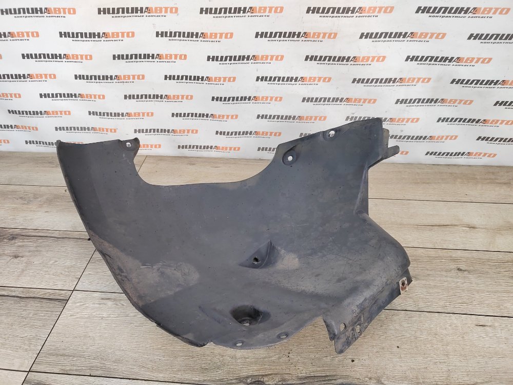 Подкрылок, 600 рублей, Москва