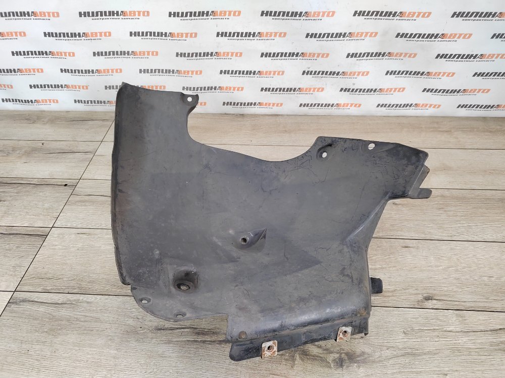 Подкрылок, 600 рублей, Москва