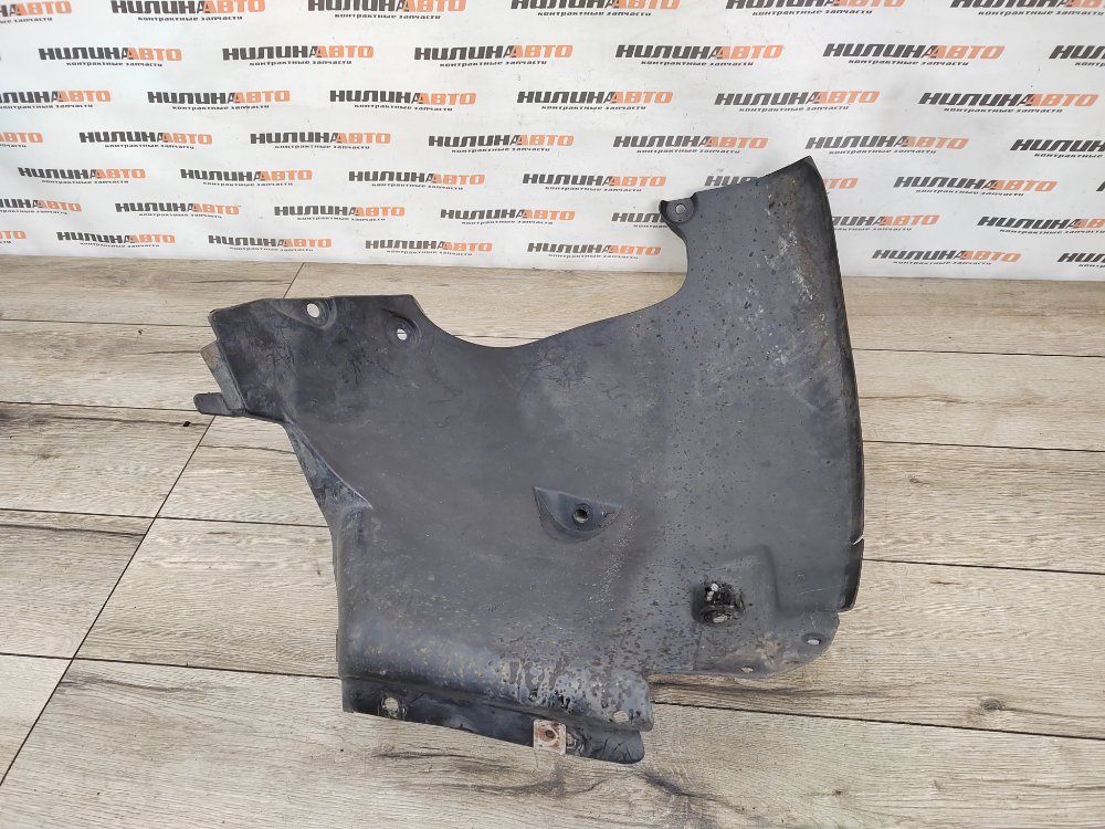 Подкрылок, 600 рублей, Москва