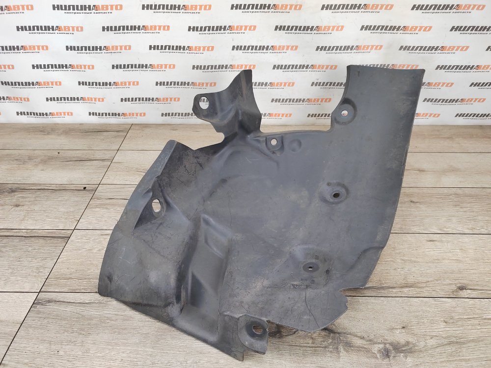 Подкрылок, 800 рублей, Москва