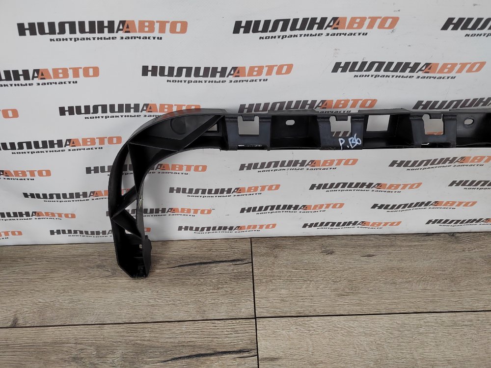 Кронштейн бампера центральный, 700 рублей, Москва