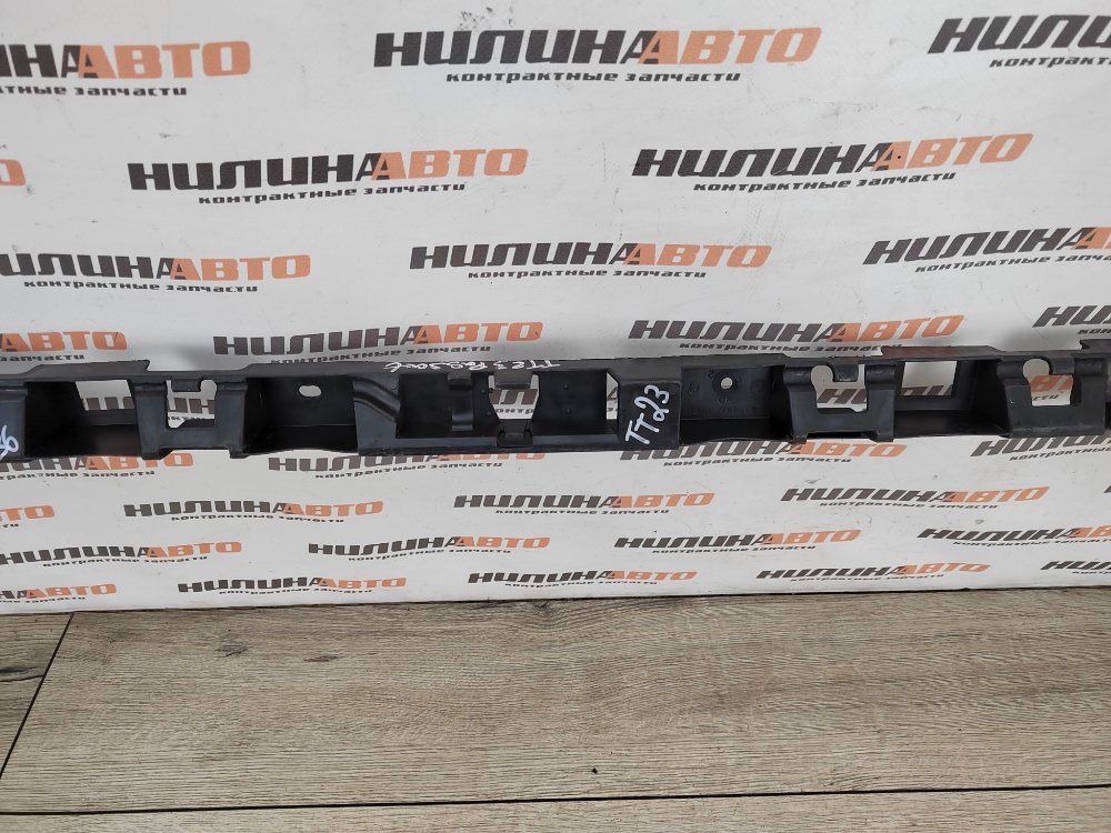 Кронштейн бампера центральный, 700 рублей, Москва