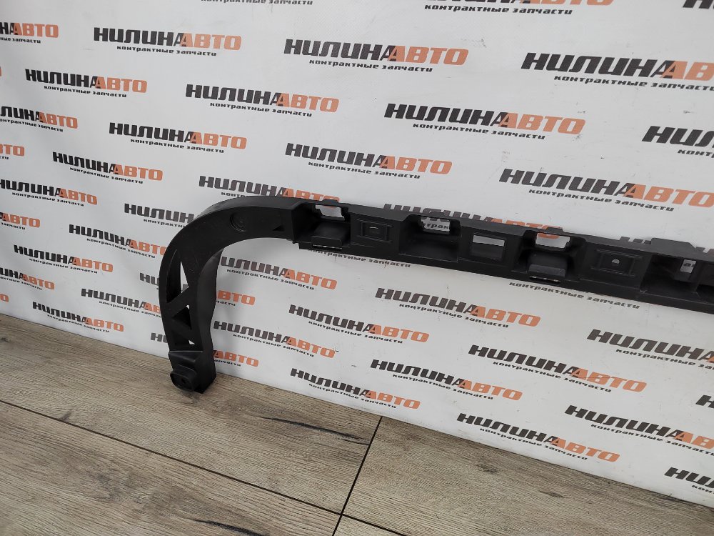 Кронштейн бампера центральный, 700 рублей, Москва