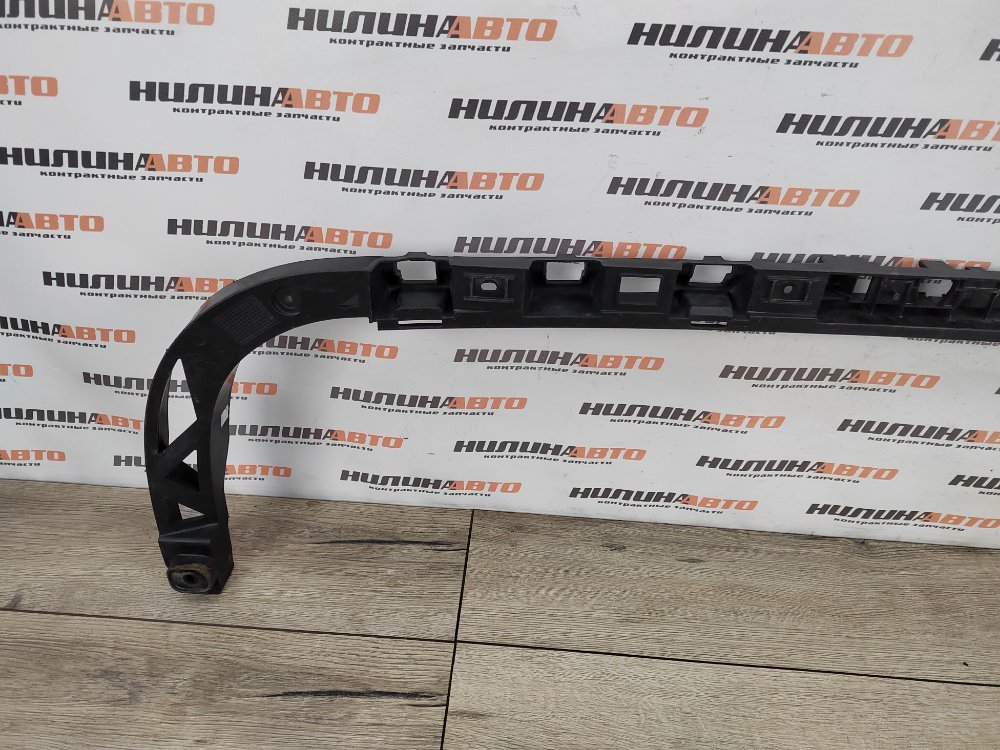 Кронштейн бампера центральный, 700 рублей, Москва