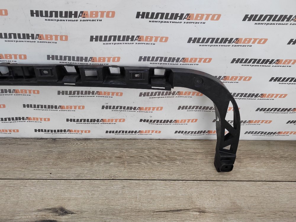 Кронштейн бампера центральный, 700 рублей, Москва