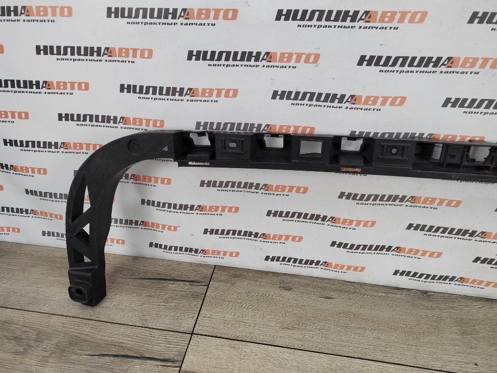 Кронштейн бампера центральный, 700 рублей, Москва