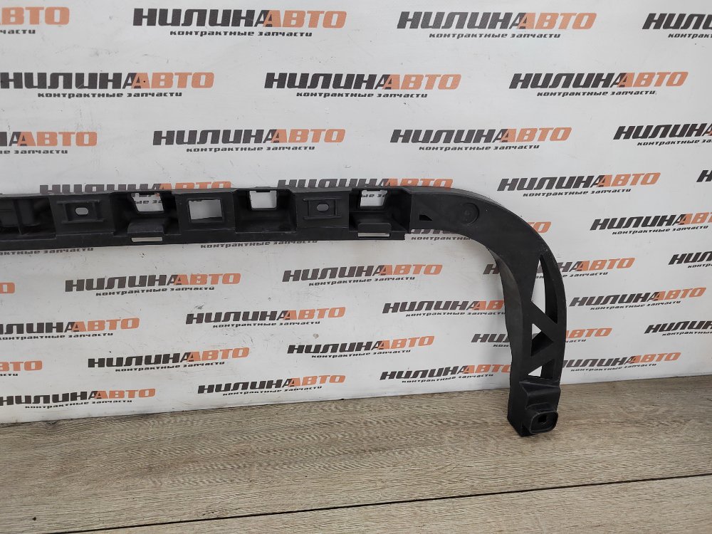 Кронштейн бампера центральный, 700 рублей, Москва